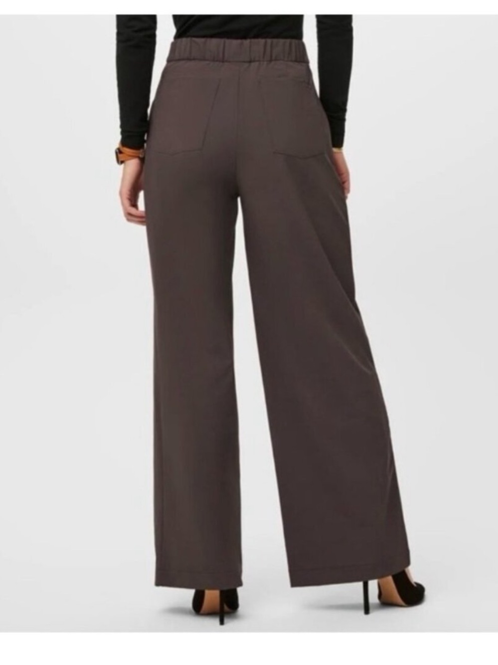 Figs Pro Women’s Wide-Leg Scrub Pants in deep plum (large) - Picture 9 of 10